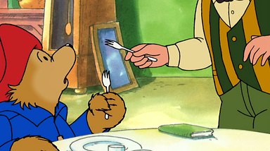 Paddington Cleans Up / Riding High / Paddington Dines Out