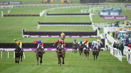 2-year-old filly Sunstrike wins at Kempton
