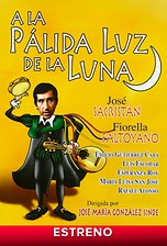 A la pálida luz de la luna