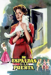De espaldas a la puerta